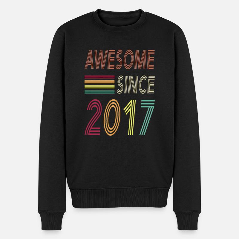 Awesome since 2017 - Männer Premium Bio Pullover - Schwarz