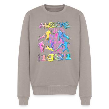 Awesome since 1981. Agility, Hundetraining - Männer Premium Bio Pullover - Taupe - Vorne - Nico (187cm)