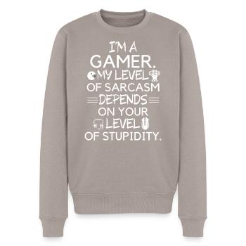 Im a gamer My Level of sarcasm depends Spruch - Männer Premium Bio Pullover - Taupe - Vorne - Nico (187cm)