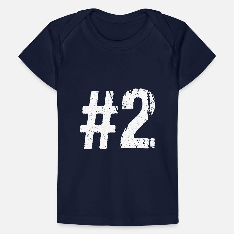 Teamplayer Hashtag Nummer 2 Zwei Mannschaft Baby Premium Organic T-Shirt