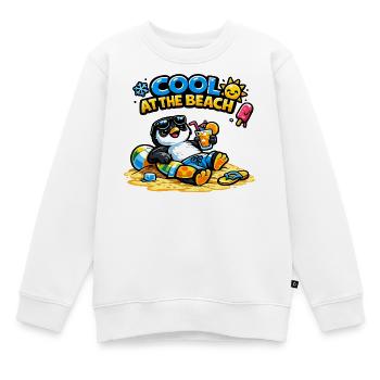 Kühler Strandpinguin genießen - Kinder Premium Organic Sweatshirt - Weiß - Vorne - AI Model Kid Male (0cm)
