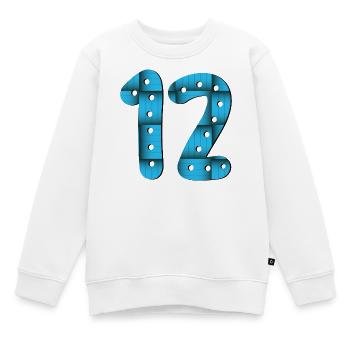 12e anniversaire - Numéro 12 - DOUZE - DOUZE ANS - Sweat Premium enfant bio - blanc - Devant - AI Model Kid Male (0cm)