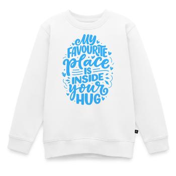 Mein Lieblingsplatz ist in deiner Umarmung - Kinder Premium Organic Sweatshirt - Weiß - Vorne - AI Model Kid Male (0cm)