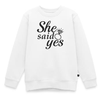 She said yes! - Kinder Premium Organic Sweatshirt - Weiß - Vorne - AI Model Kid Male (0cm)