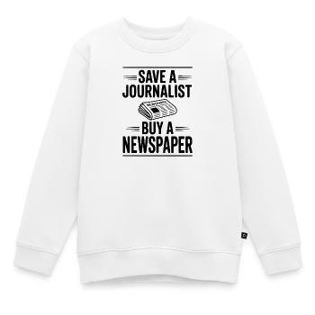 Retten Sie einen Journalisten, kaufen Sie eine Zeitung - Kinder Premium Organic Sweatshirt - Weiß - Vorne - AI Model Kid Male (0cm)