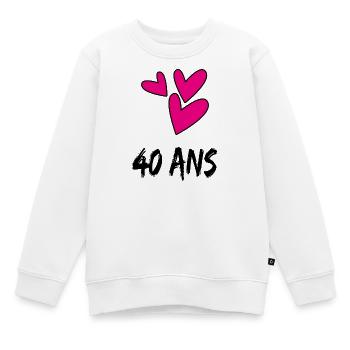 40. 40 ANS. 40e ANNIVERSAIRE. ANNIVERSAIRE 40 ANS. - Sweat Premium enfant bio - blanc - Devant - AI Model Kid Male (0cm)