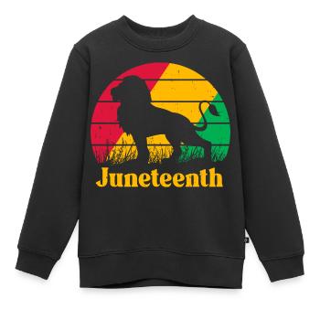 Juneteenth - Kids Premium Organic Sweatshirt - black - Front - AI Model Kid Female (0cm)