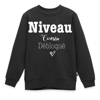 Niveau cousin débloqué - Sweat Premium enfant bio - noir - Devant - AI Model Kid Female (0cm)