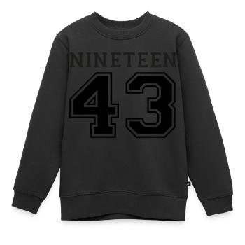 1943 - Kinder Premium Organic Sweatshirt - Schwarz - Vorne - AI Model Kid Female (0cm)