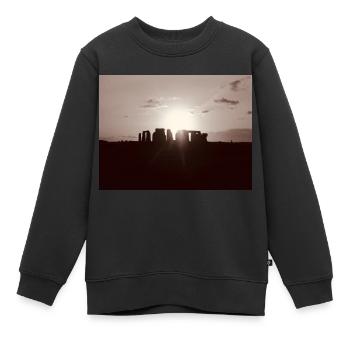 Stein Henge - Kinder Premium Organic Sweatshirt - Schwarz - Vorne - AI Model Kid Female (0cm)