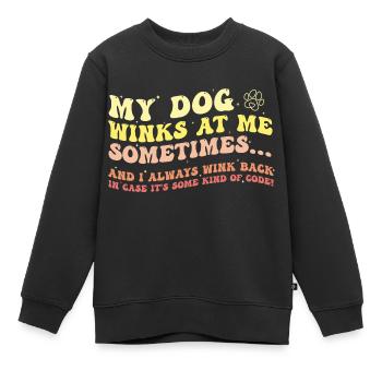 Mein Hund zwinkert mir manchmal zu und ich zwinkere zurück - Kinder Premium Organic Sweatshirt - Schwarz - Vorne - AI Model Kid Female (0cm)