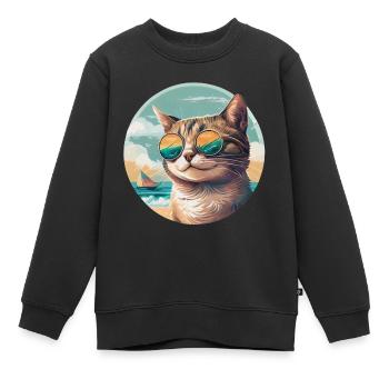 Katze am Strand mit Sonnenbrille und Segelboot - Kinder Premium Organic Sweatshirt - Schwarz - Vorne - AI Model Kid Female (0cm)