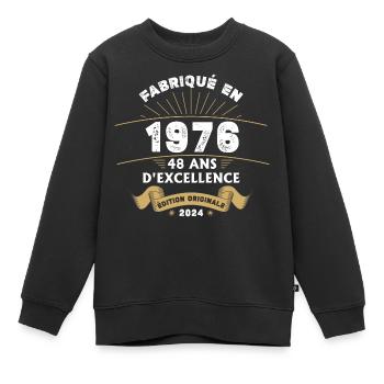 Made in 1976 48 Years of Original Excellence - Kids Premium Organic Sweatshirt - black - Front - AI Model Kid Female (0cm)