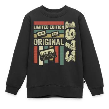 Millésime 1973 - citation d’anniversaire rétro 1973 - Sweat Premium enfant bio - noir - Devant - AI Model Kid Female (0cm)