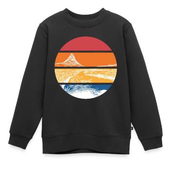 Fluss im Sonnenuntergang mit Berg - Kinder Premium Organic Sweatshirt - Schwarz - Vorne - AI Model Kid Female (0cm)
