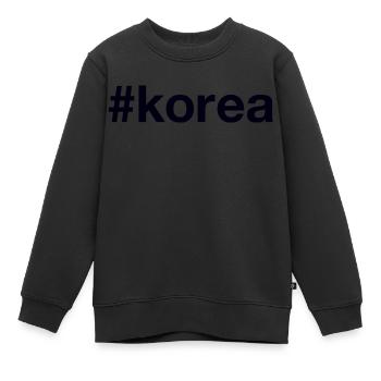 KOREA Hashtag - Kinder Premium Organic Sweatshirt - Schwarz - Vorne - AI Model Kid Female (0cm)