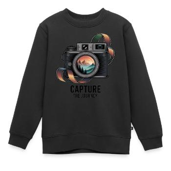 Capture the Journey - Kinder Premium Organic Sweatshirt - Schwarz - Vorne - AI Model Kid Female (0cm)