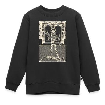Skelett mit Skateboard vor Backsteinmauerwerk - Kinder Premium Organic Sweatshirt - Schwarz - Vorne - AI Model Kid Female (0cm)