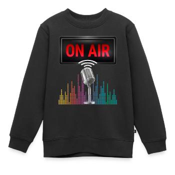 À l’antenne - YT ou Podcast - Sweat Premium enfant bio - noir - Devant - AI Model Kid Female (0cm)