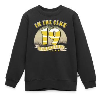 IN THE CLUB 19 - Kinder Premium Organic Sweatshirt - Schwarz - Vorne - AI Model Kid Female (0cm)