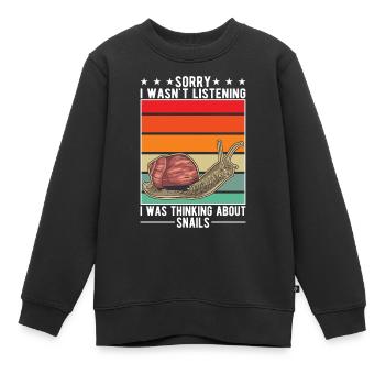 Schnecke Geschenk Weinbergschnecke - Kinder Premium Organic Sweatshirt - Schwarz - Vorne - AI Model Kid Female (0cm)