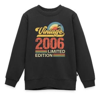 2006 - Kinder Premium Organic Sweatshirt - Schwarz - Vorne - AI Model Kid Female (0cm)