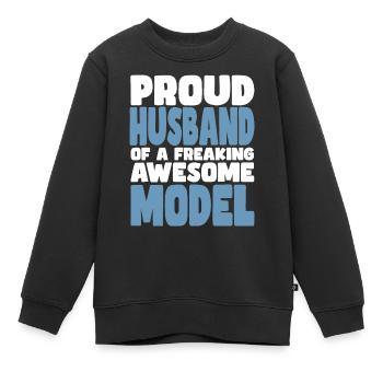 Fière épouse d’un sacré bon mannequin - Sweat Premium enfant bio - noir - Devant - AI Model Kid Female (0cm)