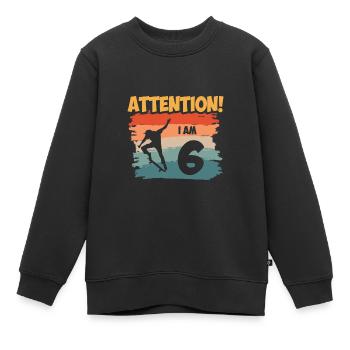 Attention! I am 6 - Kinder Premium Organic Sweatshirt - Schwarz - Vorne - AI Model Kid Female (0cm)