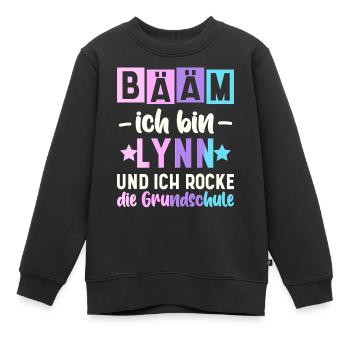 Name Lynn Geschenk Grundschule - Kinder Premium Organic Sweatshirt - Schwarz - Vorne - AI Model Kid Female (0cm)