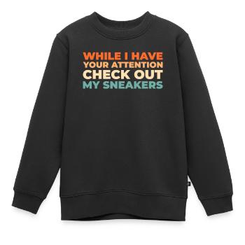 Sneakers Découvrez mes sneakers - Sweat Premium enfant bio - noir - Devant - AI Model Kid Female (0cm)