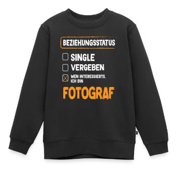 Fotograf Beziehungsstatus - Kinder Premium Organic Sweatshirt - Schwarz - Vorne - AI Model Kid Female (0cm)