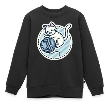 Süßes weißes Kätzchen, das mit einem Garn spielt - Kinder Premium Organic Sweatshirt - Schwarz - Vorne - AI Model Kid Female (0cm)