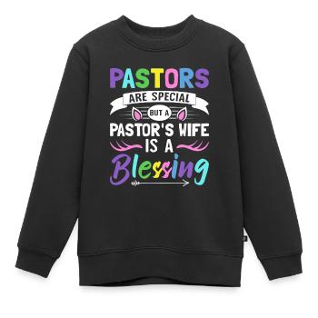 Die Frau eines Pastors ist ein Segen Kirchenführer - Kinder Premium Organic Sweatshirt - Schwarz - Vorne - AI Model Kid Female (0cm)