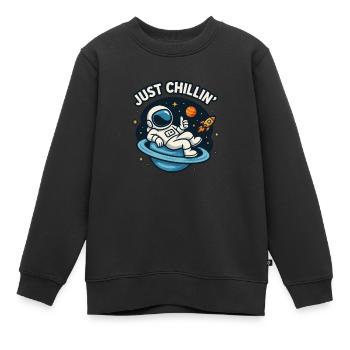 Just Chillin - Kinder Premium Organic Sweatshirt - Schwarz - Vorne - AI Model Kid Female (0cm)