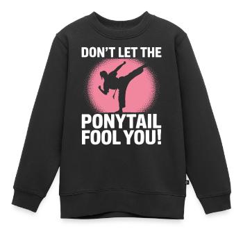 Karate with Determination - Kids Premium Organic Sweatshirt - black - Front - AI Model Kid Female (0cm)