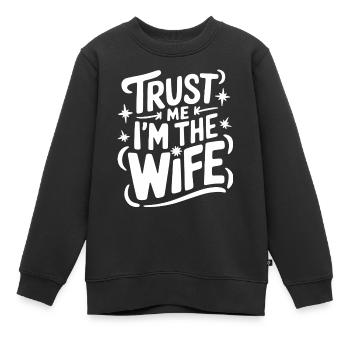 Frau Ehefrau Partnerin Familie Verheiratet - Kinder Premium Organic Sweatshirt - Schwarz - Vorne - AI Model Kid Female (0cm)