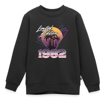 Cadeau d’anniversaire 1982 | SW triangles édition limitée - Sweat Premium enfant bio - noir - Devant - AI Model Kid Female (0cm)