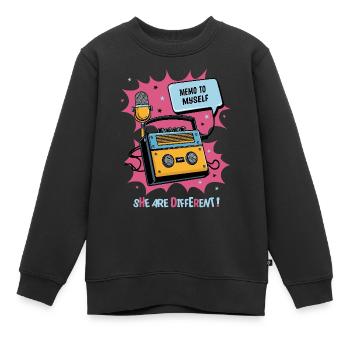 Ils sont différents ! - Sweat Premium enfant bio - noir - Devant - AI Model Kid Female (0cm)