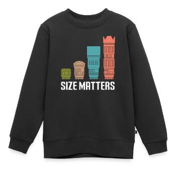 Size Matter Objektiv Foto Kamera Fotograf - Kinder Premium Organic Sweatshirt - Schwarz - Vorne - AI Model Kid Female (0cm)