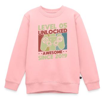 Level 5 Unlocked - Kids Premium Organic Sweatshirt - rose - Front - AI Model Kid Female (0cm)