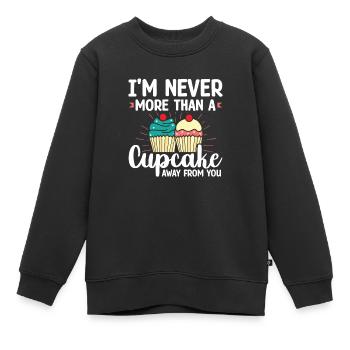 Je ne suis jamais plus qu’un cupcake loin de toi | - Sweat Premium enfant bio - noir - Devant - AI Model Kid Female (0cm)