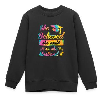Elle a maîtrisé le Master - Sweat Premium enfant bio - noir - Devant - AI Model Kid Female (0cm)