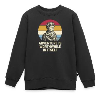 Amelia Earhart Das Abenteuer ist lohnenswert - Kinder Premium Organic Sweatshirt - Schwarz - Vorne - AI Model Kid Female (0cm)
