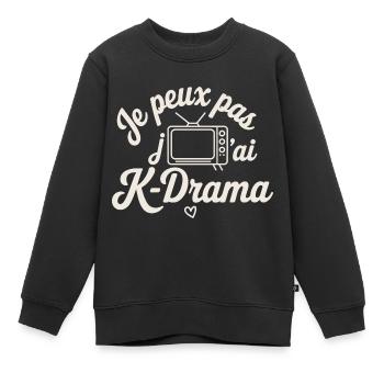 Ich kann kein K-Drama - Kinder Premium Organic Sweatshirt - Schwarz - Vorne - AI Model Kid Female (0cm)