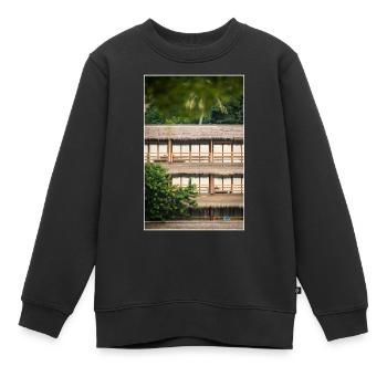 hotel under palm trees - Kinder Premium Organic Sweatshirt - Schwarz - Vorne - AI Model Kid Female (0cm)