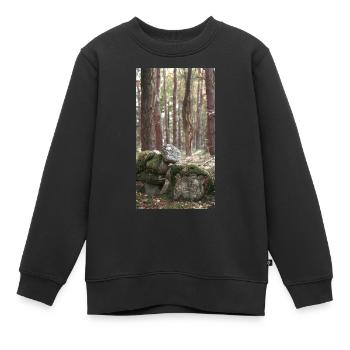 Wald - Kinder Premium Organic Sweatshirt - Schwarz - Vorne - AI Model Kid Female (0cm)