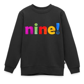 NINE 9 YEARS 9TH BIRTHDAY - Kids Premium Organic Sweatshirt - black - Front - AI Model Kid Female (0cm)