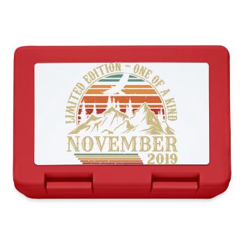 Born in November 2019 - Birthday November 2019 - Lunchbox - red - Front