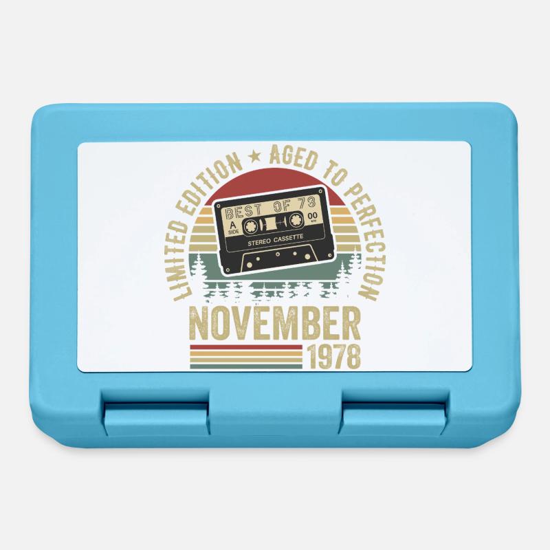 Novembre 1978 - Boîte à goûter - bleu saphir