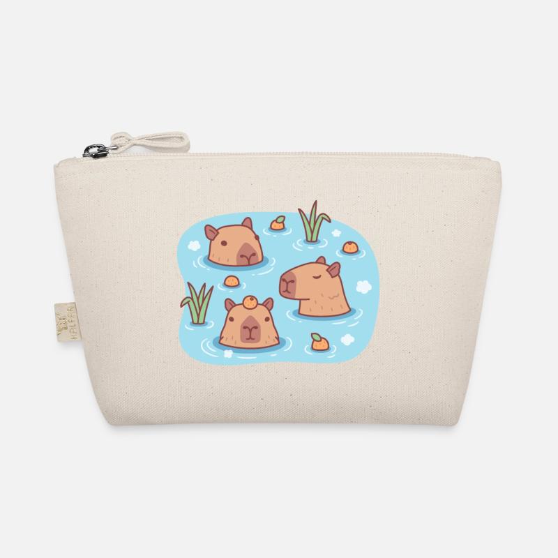 Mignon Capybaras chilling in hot spring with oranges Trousse biologique
